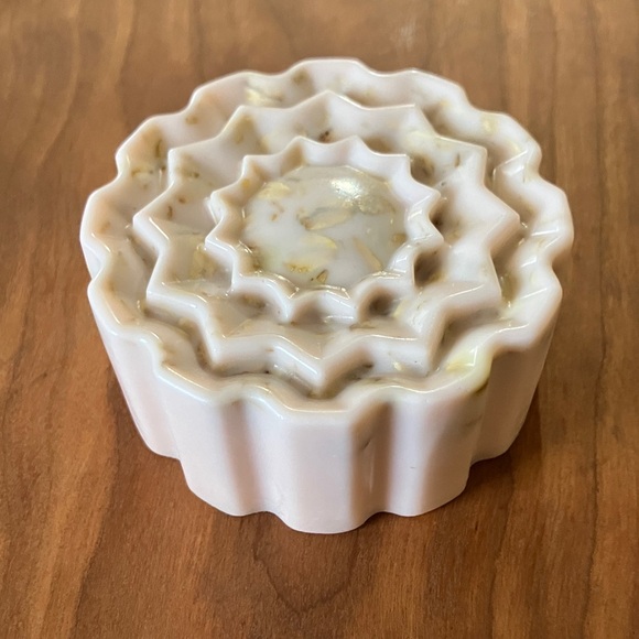 Handmade Goats Milk Soap. Brown Sugar w/ Oatmeal. - Picture 1 of 2